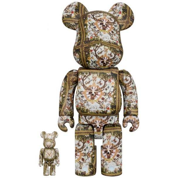 Bearbrick sæt - Much in Love design by Yuuki Ogura, 400% & 100% sizes.