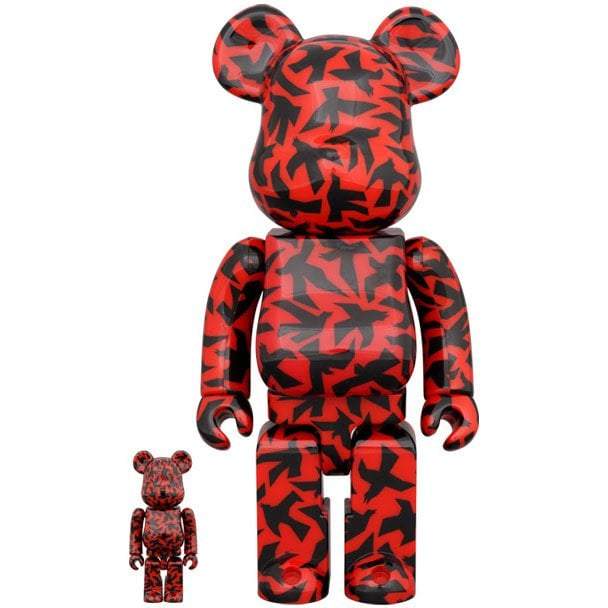 400 Bearbrick set featuring Alfred Hitchcock The Birds red and black bird pattern design