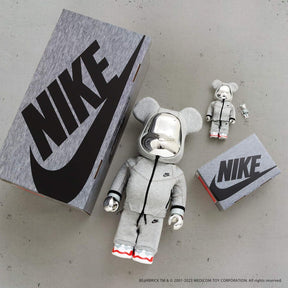 400% & 100% Bearbrick set - Nike Tech Fleece N98