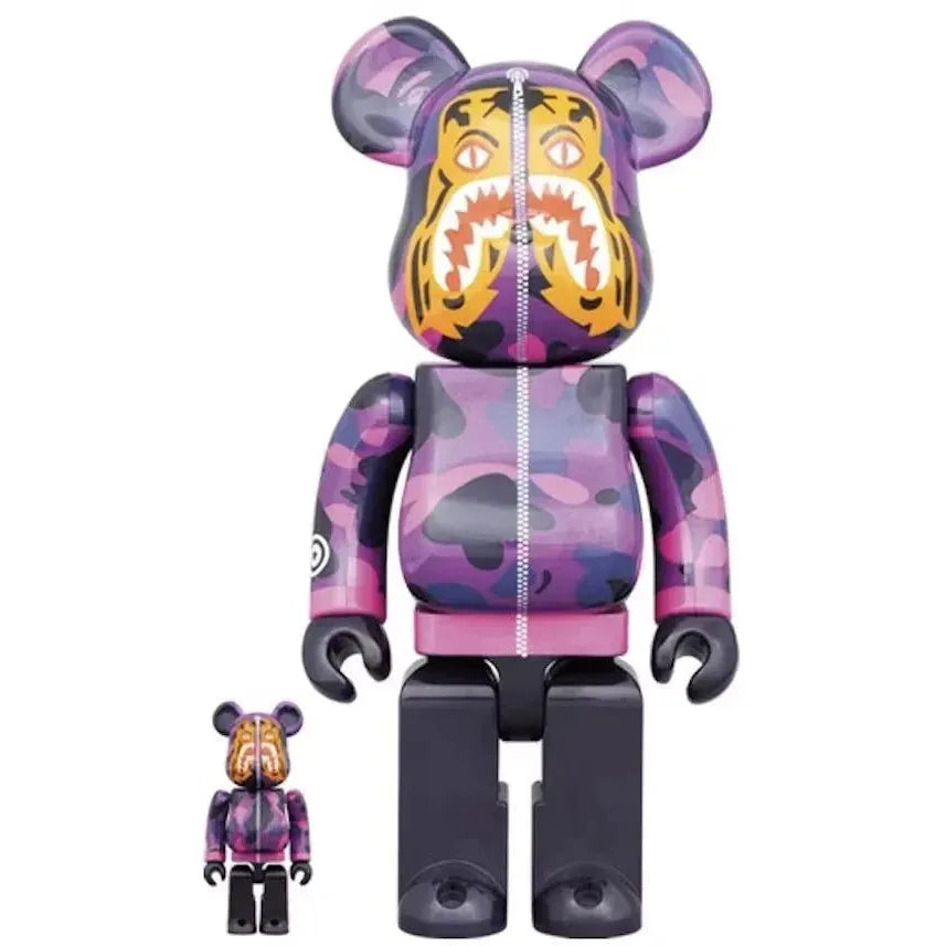 400% & 100% Bearbrick sæt - Camo Tiger by BAPE (Purple ver.)